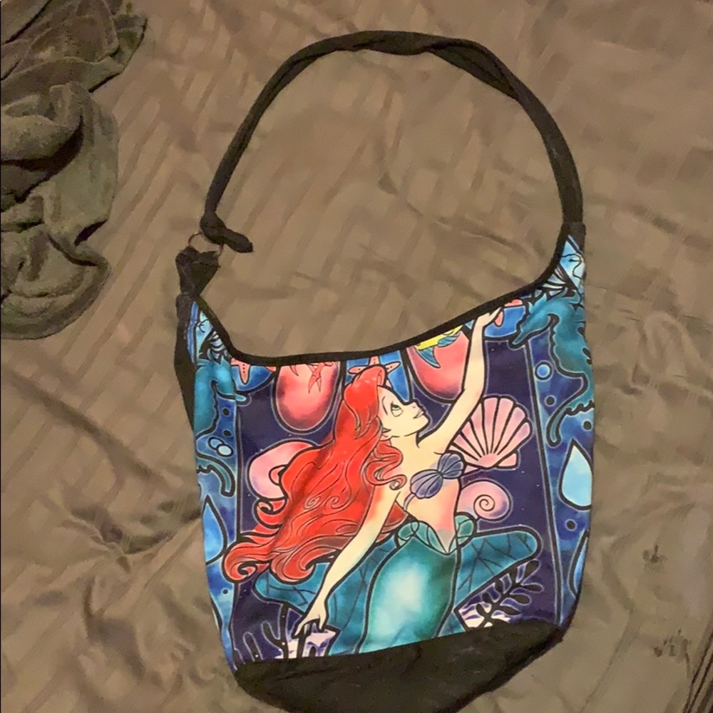 Cross body bag